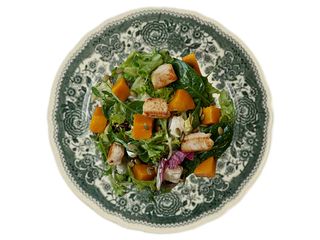 САЛАТ З ПЕЧЕНИМ ГАРБУЗОМ ТА КУРКОЮ (180g)