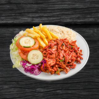 Pollo Con Arroz, Patatas Y Ensalada