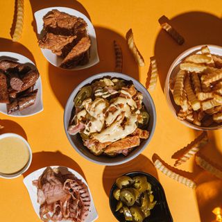 ფრი-ბეკონი ქათამი-ყველის სოუსი