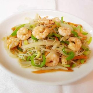 Gambas Con Verduras Y Bambú