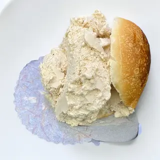 Brioche senza glutine con gelato