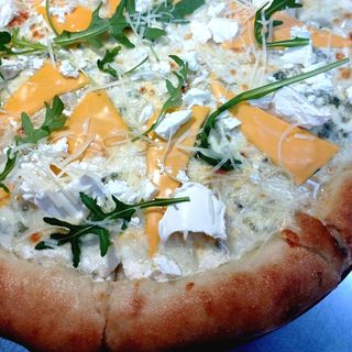 Піца Сім сирів  (Ø35см/880г)