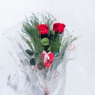 RAMO ROSAS ROJAS 2 TALLOS