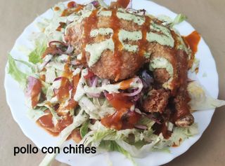 Pollo Con Tajadas