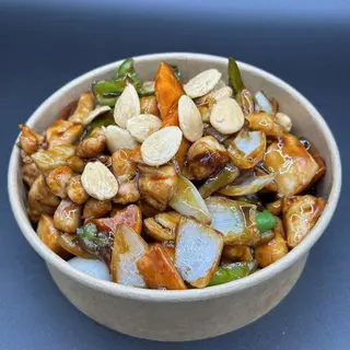 POLLO CON ALMENDRAS