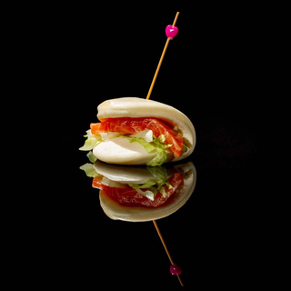 229 Bao salmone 1 pezzo