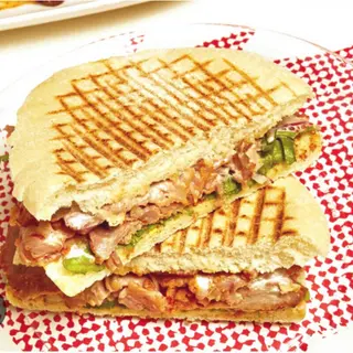 Menú calentito con patatas y refresco 