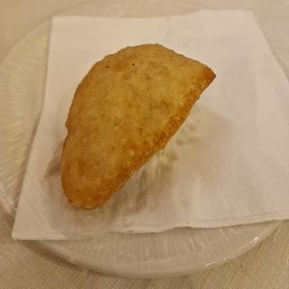 Calzoncino ricotta e salame