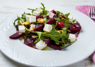 Салат з буряка та бринзи 200г