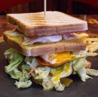 Sándwich Coliseo XXL