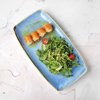 Салат із лососем і крем-сиром (210г)