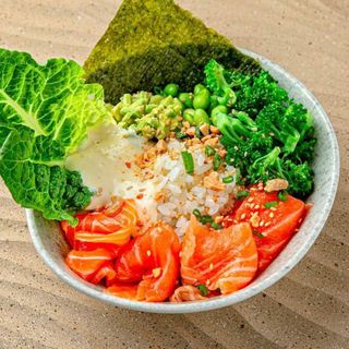 Special Bowl cu solmon