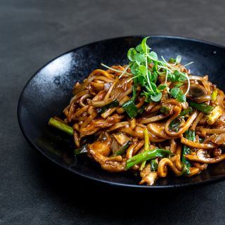 Вок с говядиной