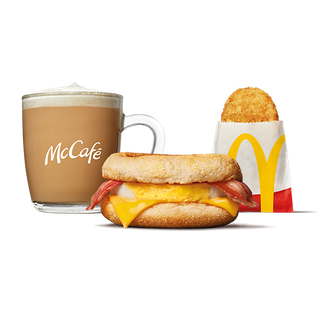 МакМафін з яйцем та беконом Меню