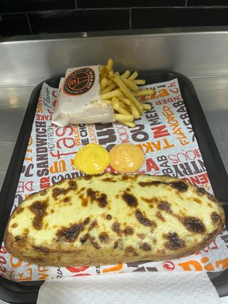 Baguette Gratinée Tikka