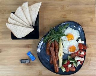 Mic dejun zilnic - ouă ochiuri