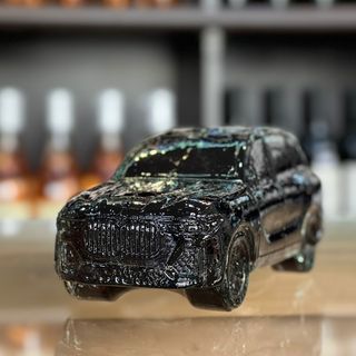 ჭაჭა ინ - BMW, ქოქოსის ნახშირით გაფილტრული სასმელი 0,5