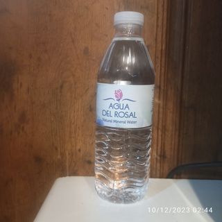 Agua mineral 500 ml.