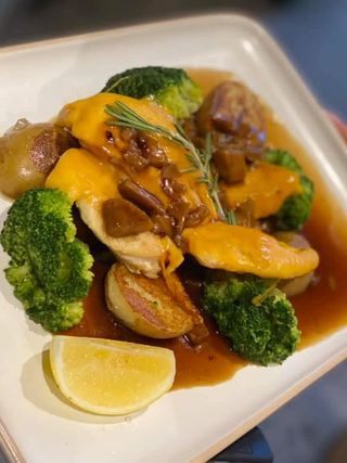 Пилешко филе с ирландски чедър (400г)