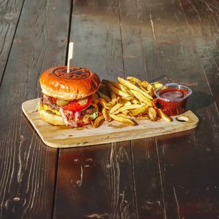 Двоен конски бургер