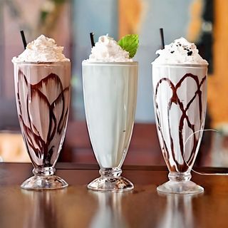 Клубничный коктейль