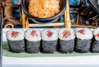 Hosomaki tekka