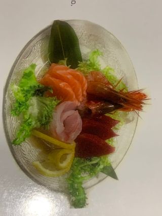 181. Sashimi misto 11pz