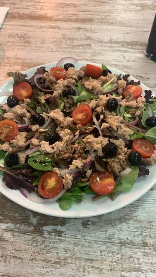 Ensalada De Atún