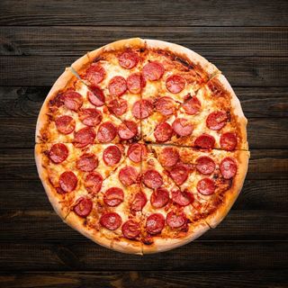 Pizza Pepperoni (L)