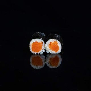 273. Hosomaki Con Salmón (6 Uds.)