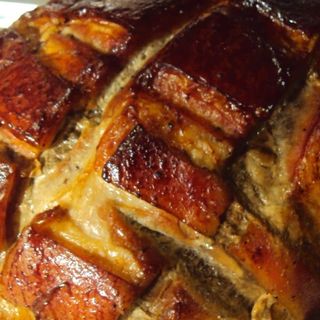 Pata de Cerdo con Papas Ración 