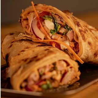 Proper Dürüm De Pollo