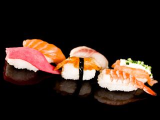 Нигири Комбо (6бр-220г)