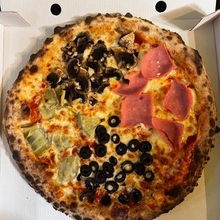 Quattro Stagioni Pizza 