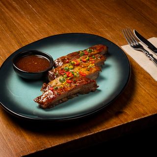 Costilla de Cerdo Lacada y Naranja