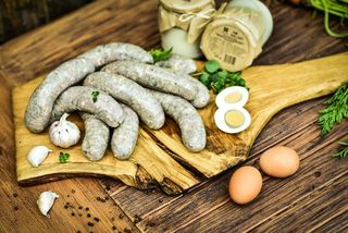 Kiełbasa biała od Wieśka + Coca-Cola 250 ml