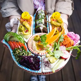 RĘKA FATIMY(vegan, gf)