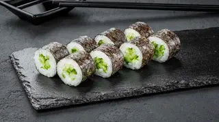 Макі з огірком