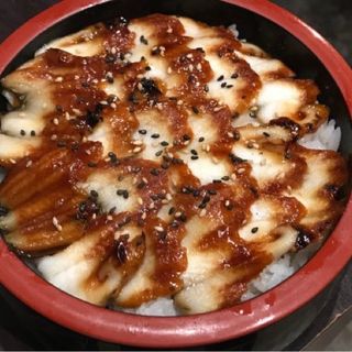 83. Chirashi anguilla