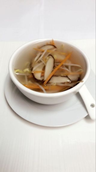 31 Zuppa di verdure 什锦汤