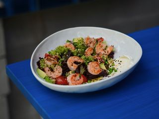 Салат з креветками (250g)