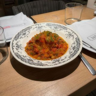 Morro de bacalao en sanfaina