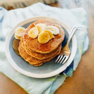 Pancakes cu miere si nuca