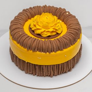 შოკოლადის მარაკუიას და კარამელის ტორტი