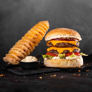 Сет меню Двоен Чийз (700г)