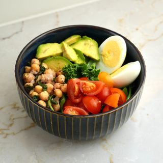 Ensalada Proteica Vegetariana (Sin Gluten)