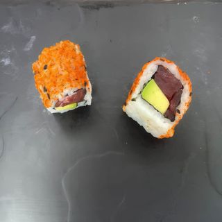 Volcano Atún Roll (8 Uds.)
