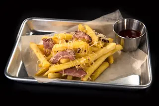 Фрайс з беконом (140г)