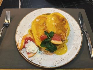 Američke palačinke sa sosom od narandže