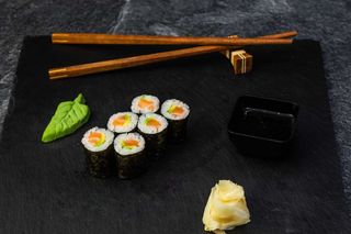 Maki somon & avocado